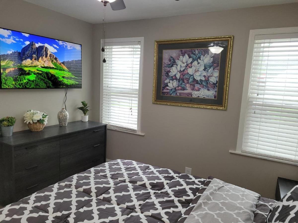 ווסט סנקה Apartment With Brand New Furniture And Large Parking מראה חיצוני תמונה