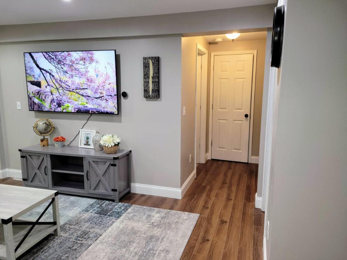 ווסט סנקה Apartment With Brand New Furniture And Large Parking מראה חיצוני תמונה